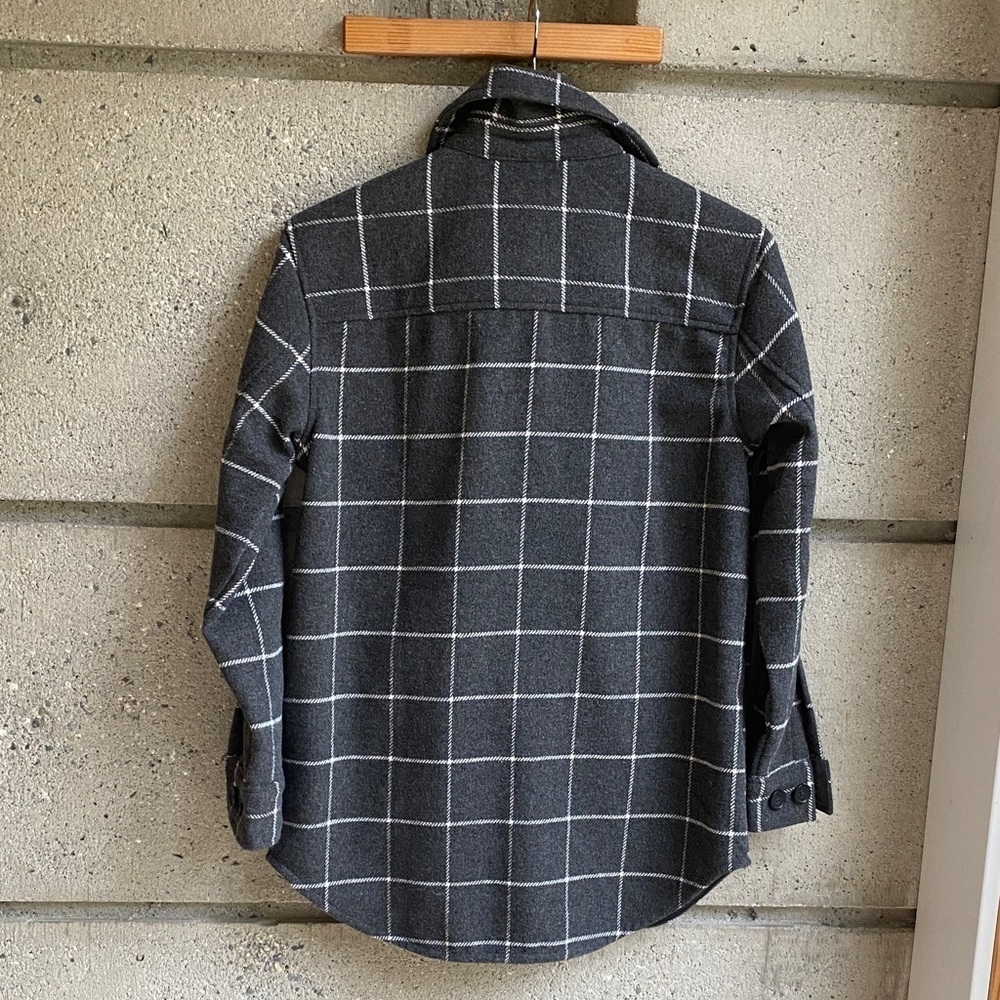 ๐ Tilley Women's Plaid Jacket - Picture 4 of 4